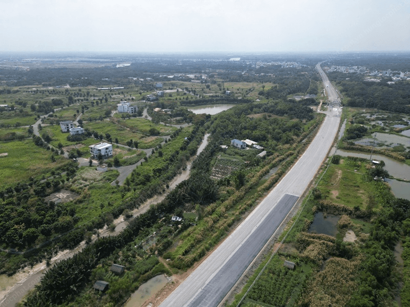 Nhiều tuyến đường xung quanh dự án The Star Village đang được nâng cấp mở rộng